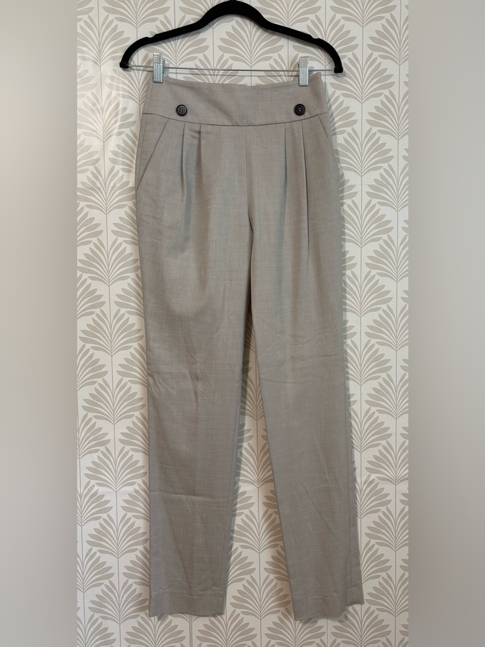 Reiss Pleated Dress Pants in Light Gray